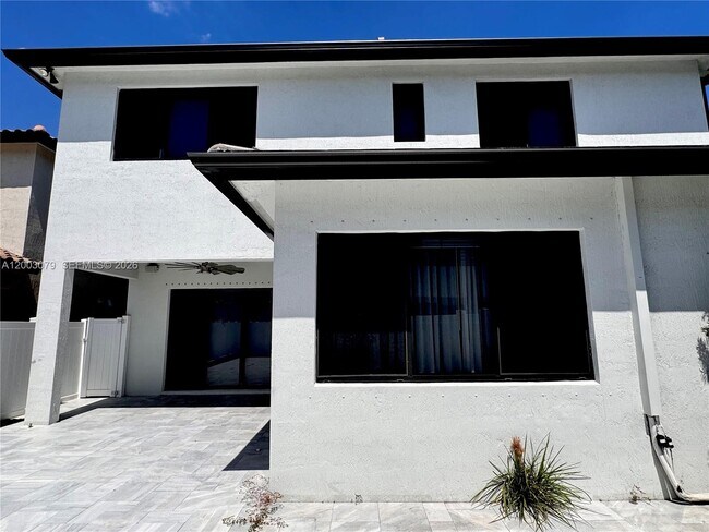 Building Photo - 8108 NW 48th Terrace