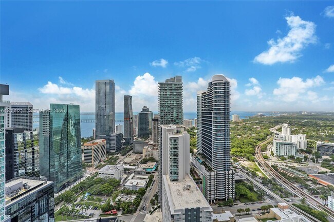 Building Photo - 1100 S Miami Ave