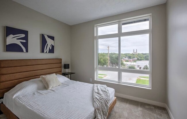 Building Photo - Fully Furnished Modern 3BR Retreat | Penthouse + Skyline Views