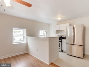 Building Photo - 4639 Umbria St