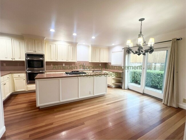 Building Photo - 1186 Wilhelmina Way