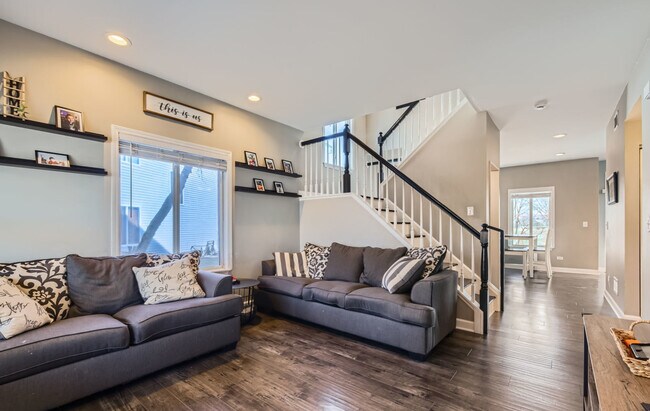 Building Photo - 2606 Stowe Ct
