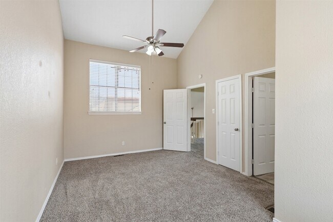 Building Photo - 608 Fiesta Cir