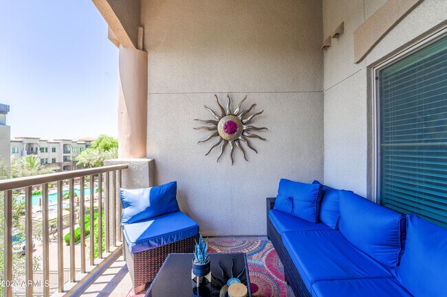 Building Photo - 5450 E Deer Valley Dr