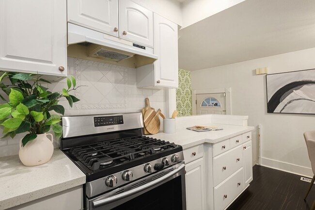 Building Photo - Timeless Elegant 4 Bedroom Craftsman Home ...