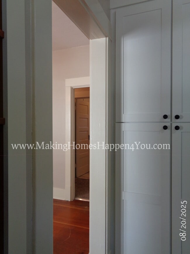 Building Photo - 2160 Trade St SE