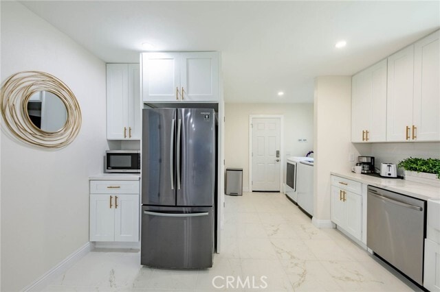 Building Photo - 1735 El Sereno Ave