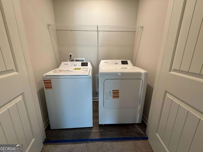 Building Photo - 1 Silverbell Ln NW