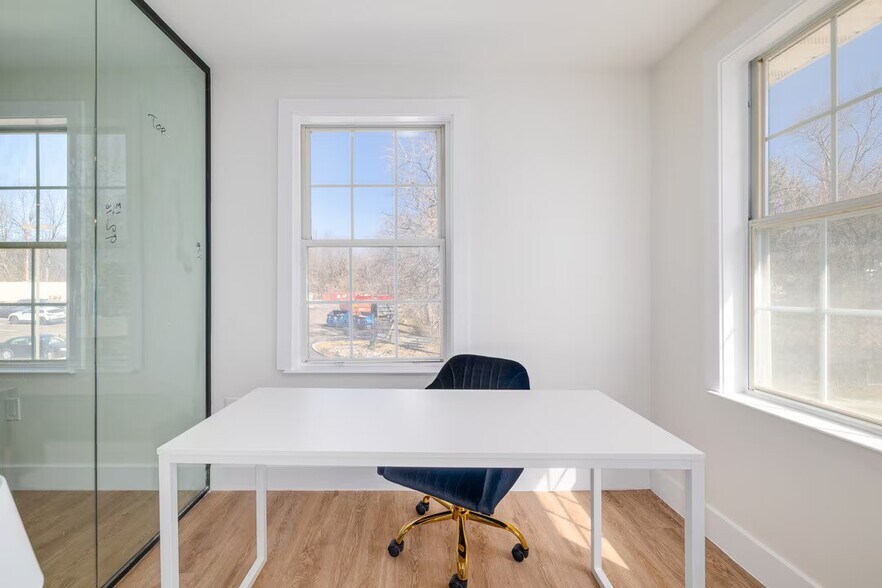 Building Photo - 2101 Reamer Dr