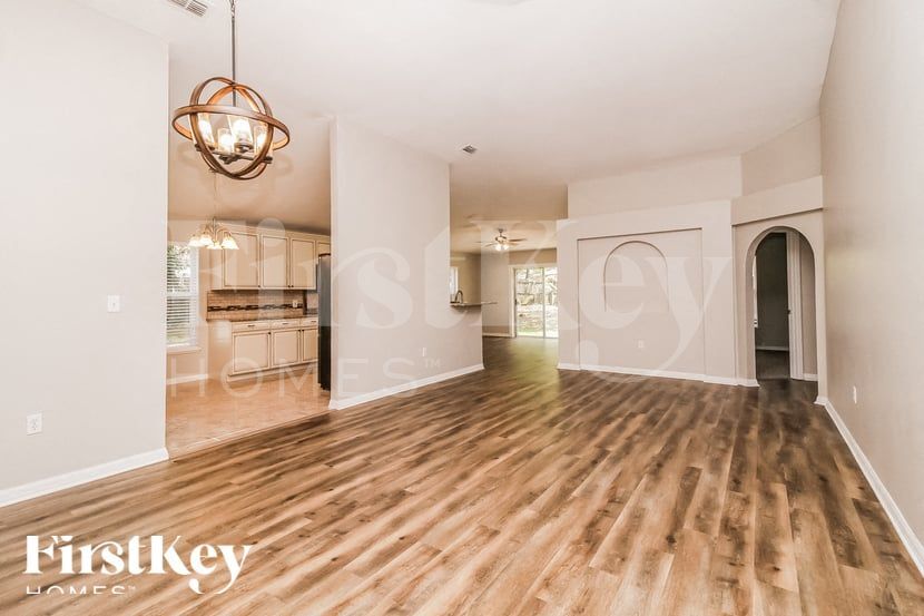 Building Photo - 1844 Doe Lake Ct