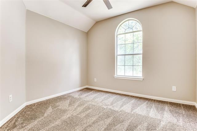 Building Photo - 15704 Grove Crest Dr