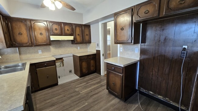 Building Photo - 3109 Beecher Rd