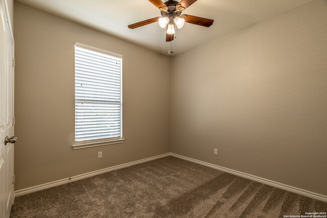 Building Photo - 682 Pond Springs