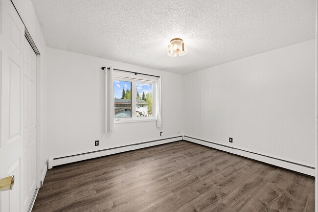 Building Photo - 1611 Madison Dr