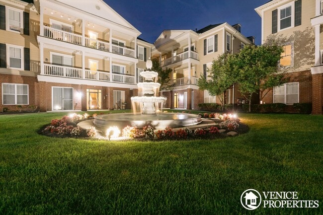 Building Photo - Three Bedroom with garage near Grandview