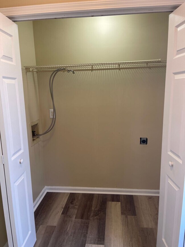 Building Photo - 312 Oliver St