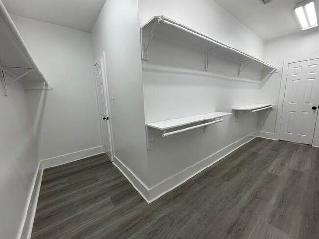 Building Photo - 16735 Sonoma Del Norte Dr