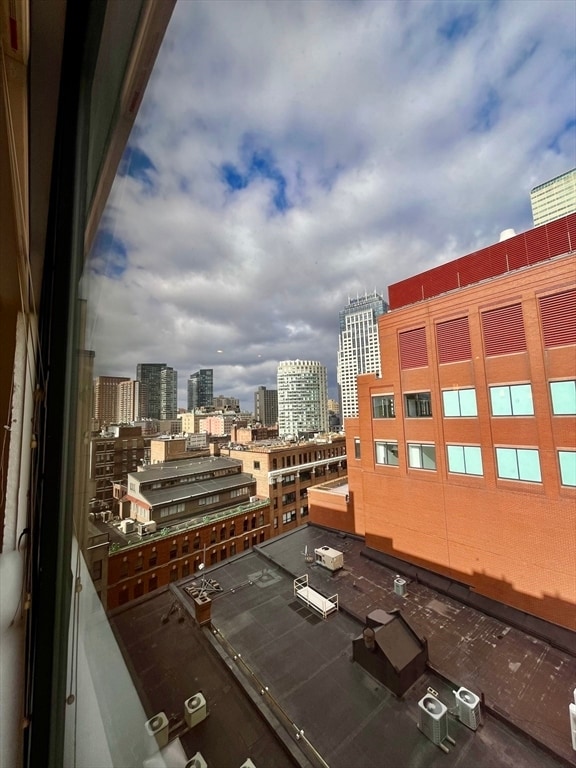 Building Photo - 210 South St