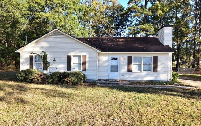 Primary Photo - 728 Salisbury Dr