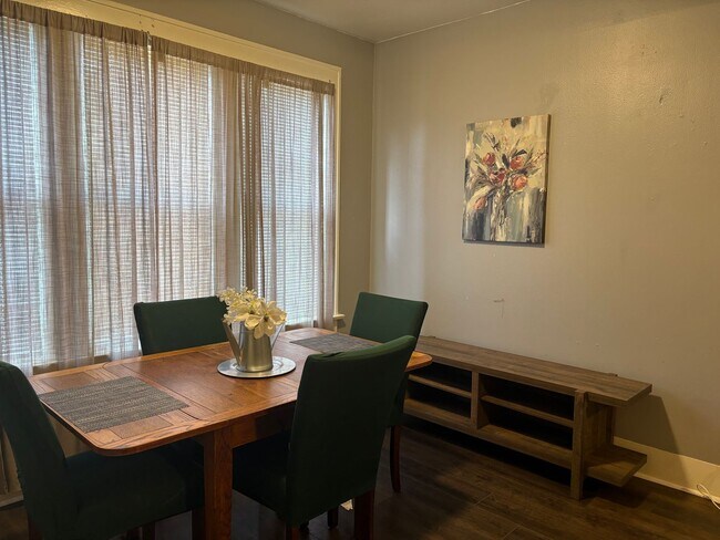 Building Photo - 2531 Liberty Ave