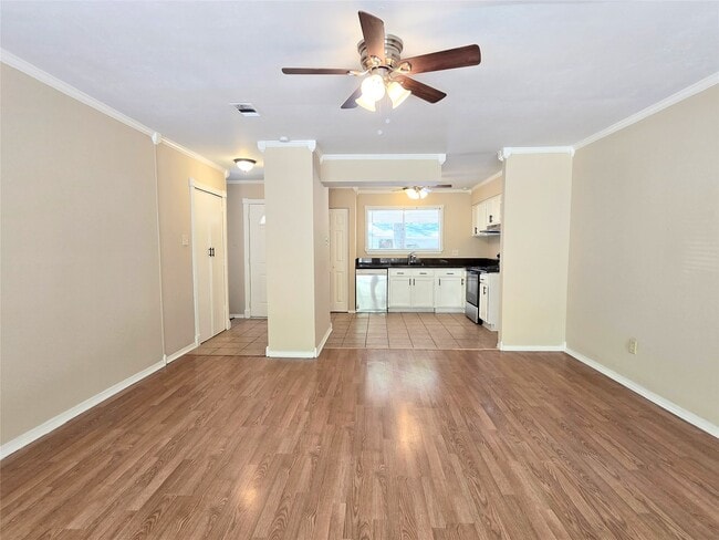 Building Photo - 2602 N Red Cedar Cir