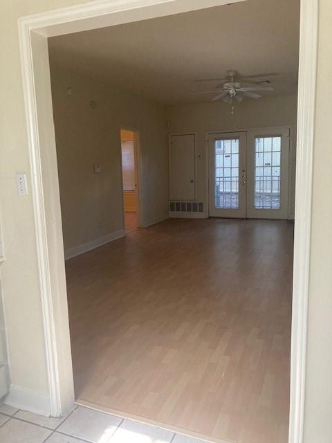 Building Photo - 2100 San Gabriel St