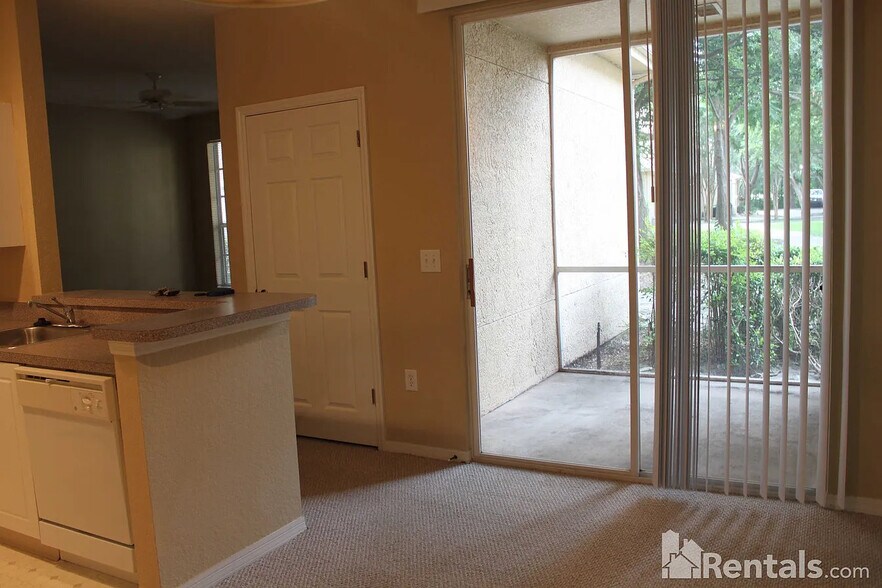 Building Photo - 841 Grand Regency Pointe