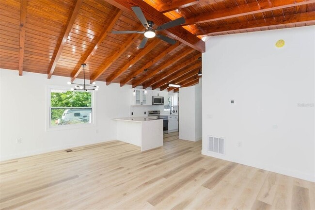 Building Photo - 9445 Cardy St