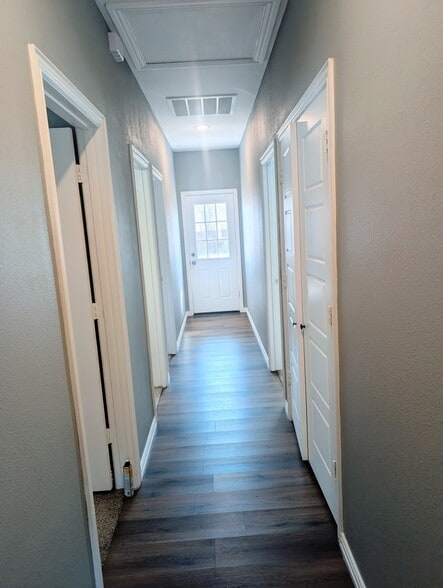 Building Photo - 1014 E Epstein St