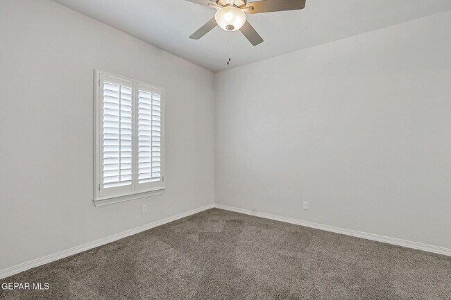 Building Photo - 2505 Mike Price Dr