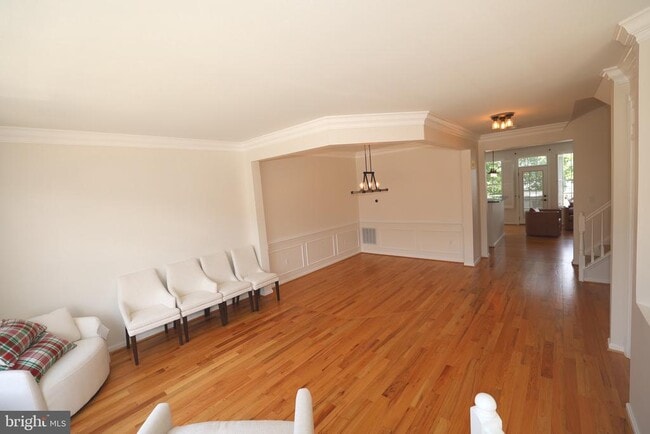 Building Photo - 43121 Shadow Terrace