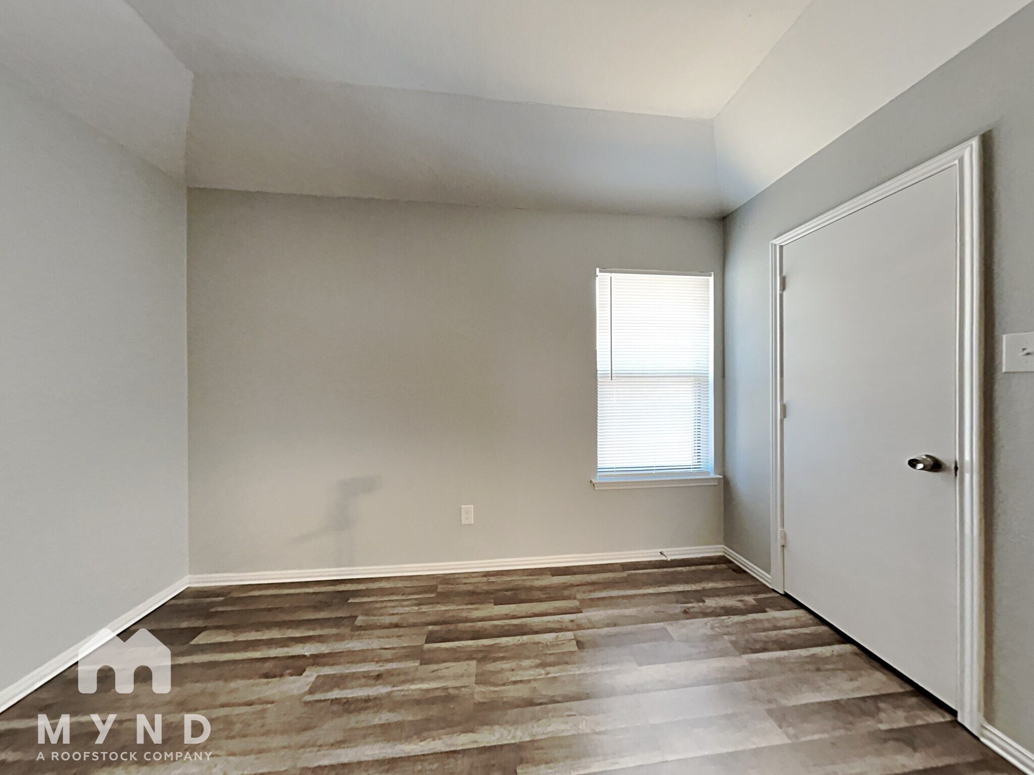 Building Photo - 4628 Feathercrest Dr