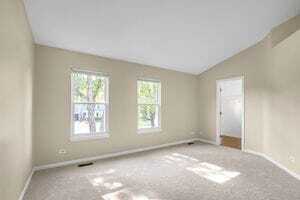 Building Photo - 1255 Huntington Dr