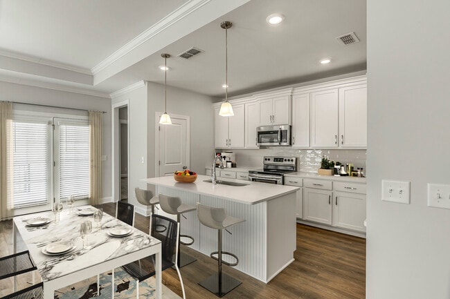 Building Photo - 418 Butler Rd