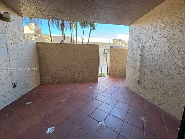 Building Photo - 10500 SW 108th Ave