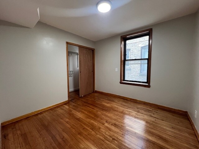 Building Photo - 3905 W Schubert Ave
