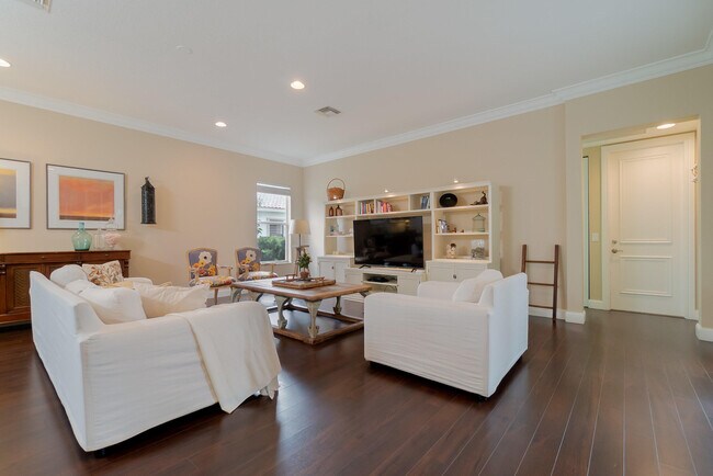 Building Photo - 4510 Island Reef Dr