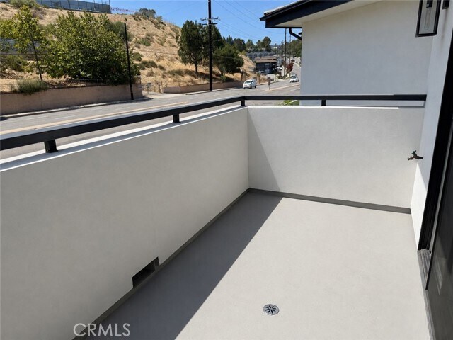 Building Photo - 25630 Rolling Hills Way