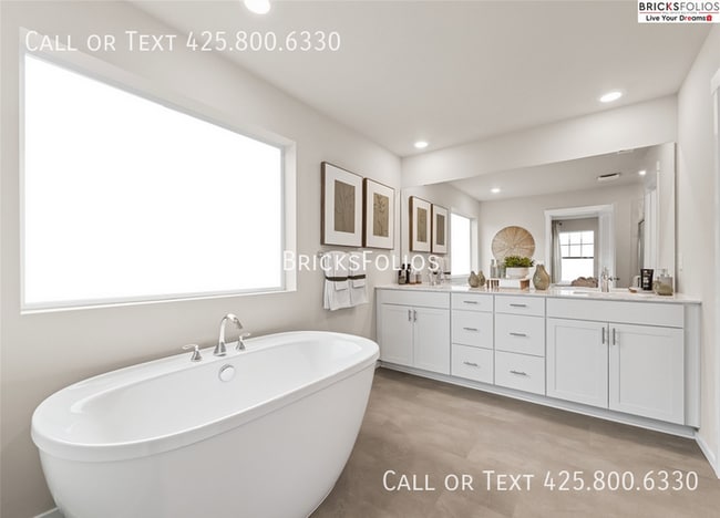 Building Photo - Discover Your Perfect Home in Tehaleh – Li...