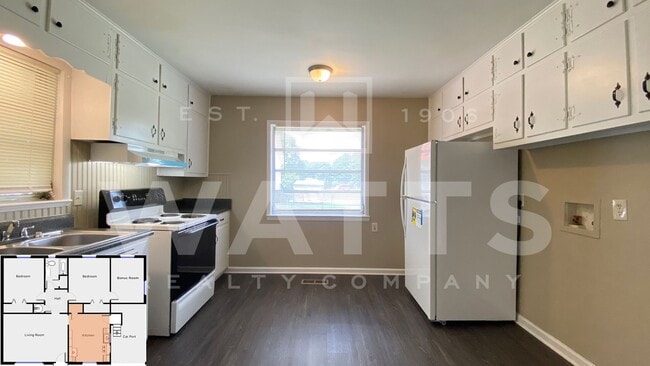 Building Photo - Silver Lake Duplex