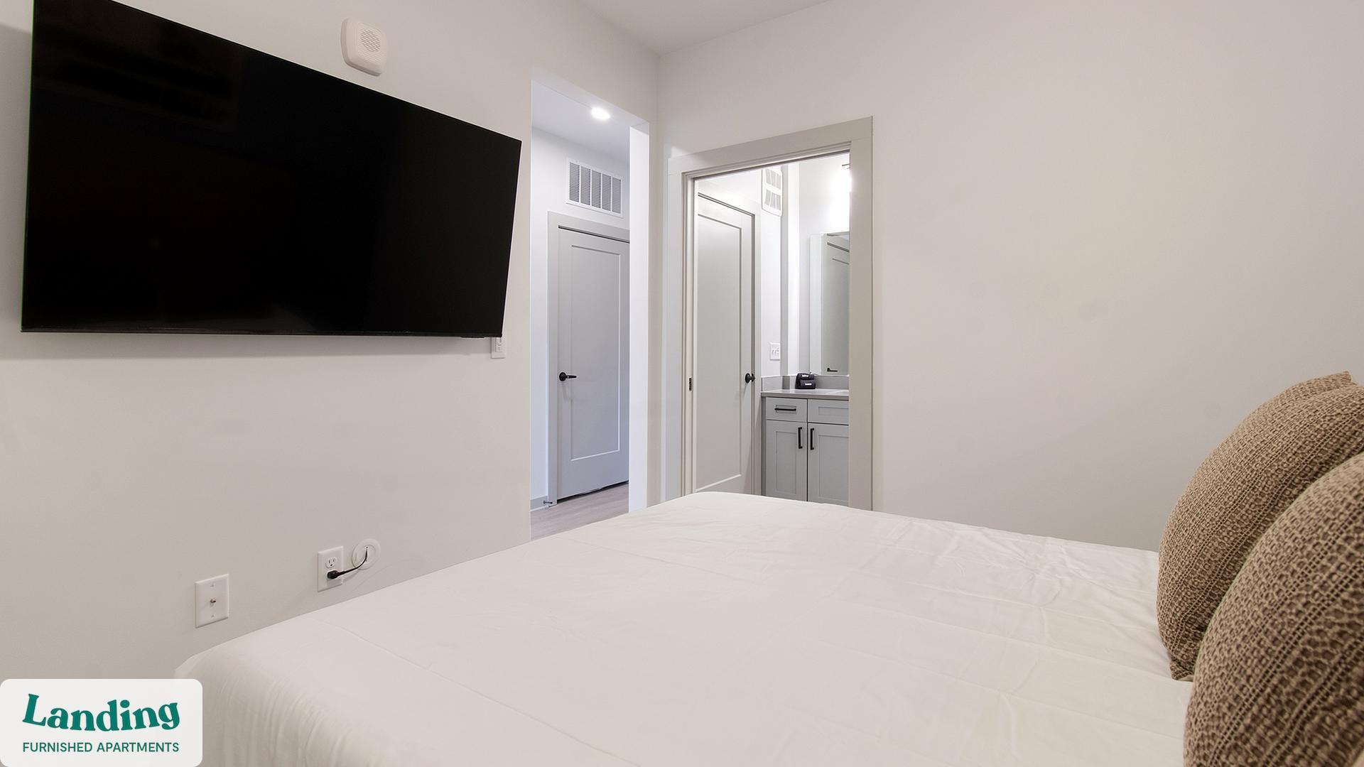 Building Photo - 1148 N Main St