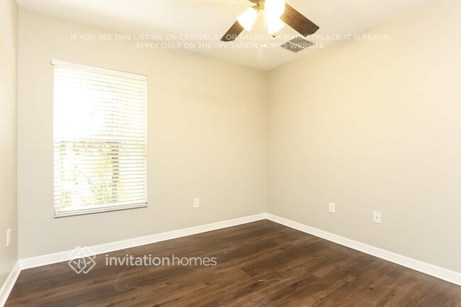 Building Photo - 5140 Layton Dr