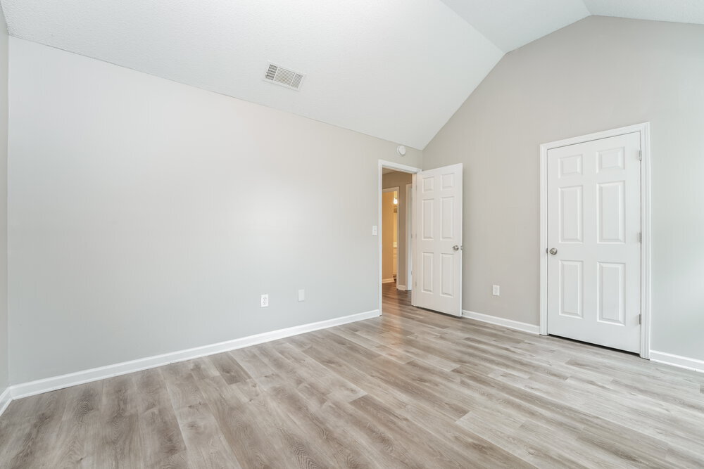 Building Photo - 2099 Mulberry Ln