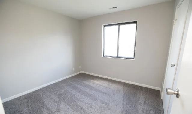 Building Photo - 480-482 Pedretti Ave