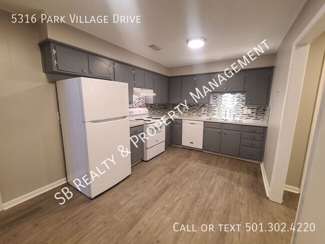 Building Photo - 5316 Park Village Dr