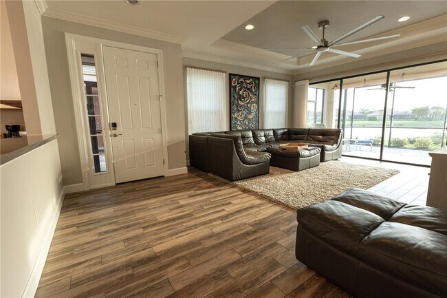 Building Photo - 8251 Varenna Dr