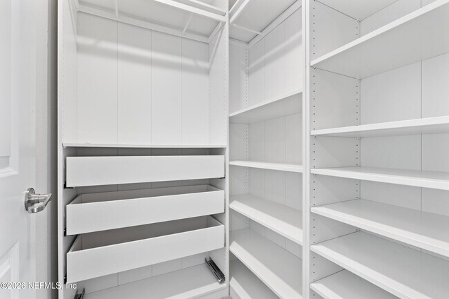 Building Photo - 327 Wambaw Dr