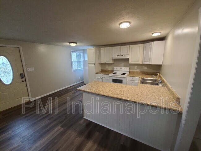 Building Photo - 1902 Rosemont Ave