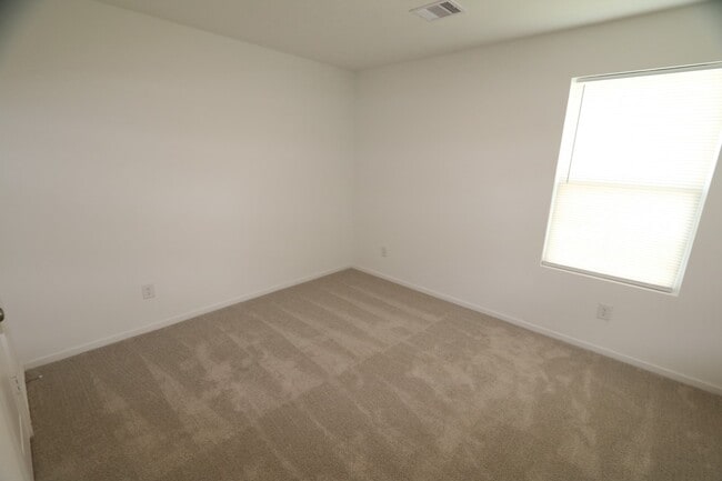 Building Photo - 25303 Leather Leaf Ct