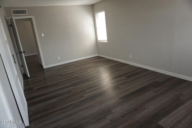 Building Photo - 3311 Drumond Rd